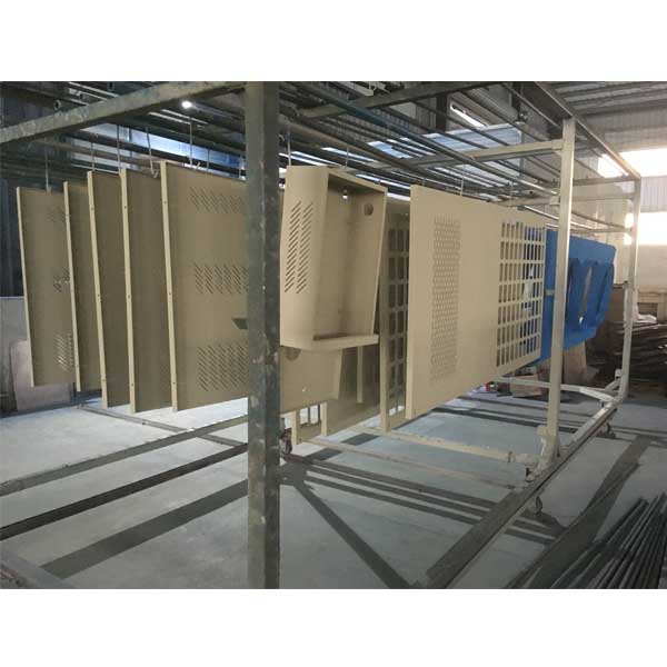 模溫機、冷水機、鈑金生產線